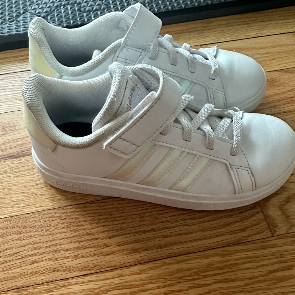 Little girls white 12.5 Adidas sneakers